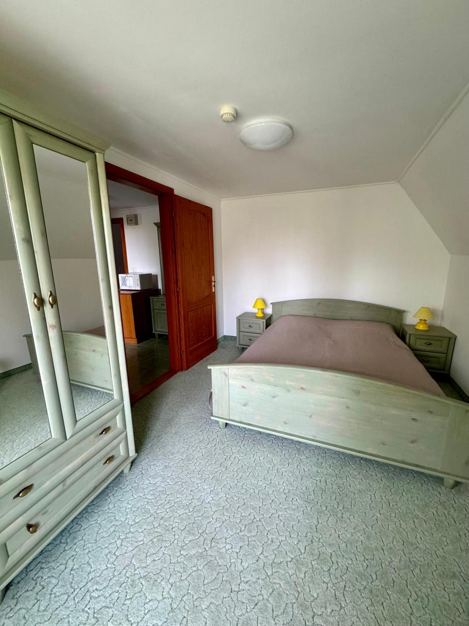 Eden Panzio Aparthotel Buk Luaran gambar